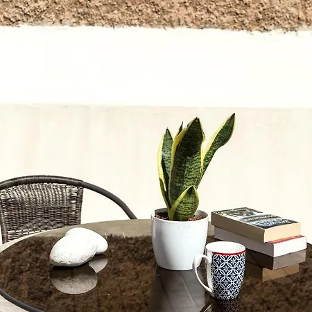 Concierge Downtown Aparthotel Athene